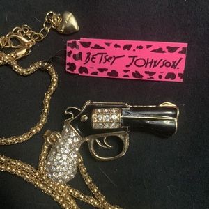 Betsey Johnson
Gold Black Swarovski Crystal Gun Pendant Necklace vintage new